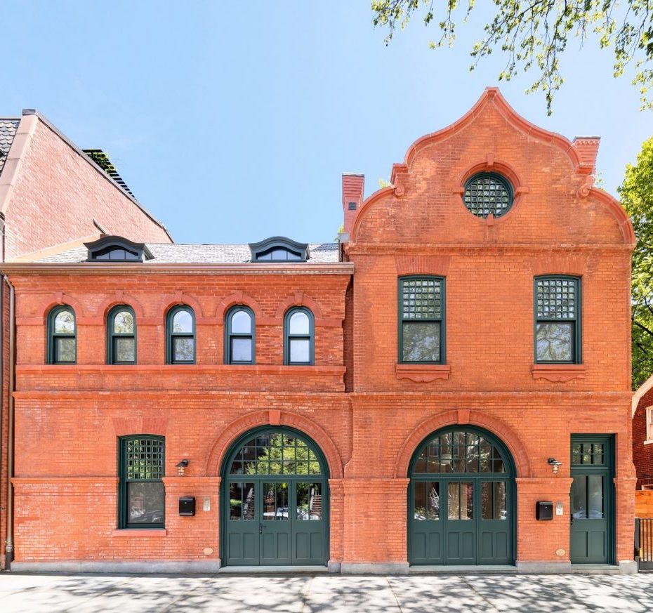 Vanderbilt Avenue main entrance
Landmark Windows And Doors